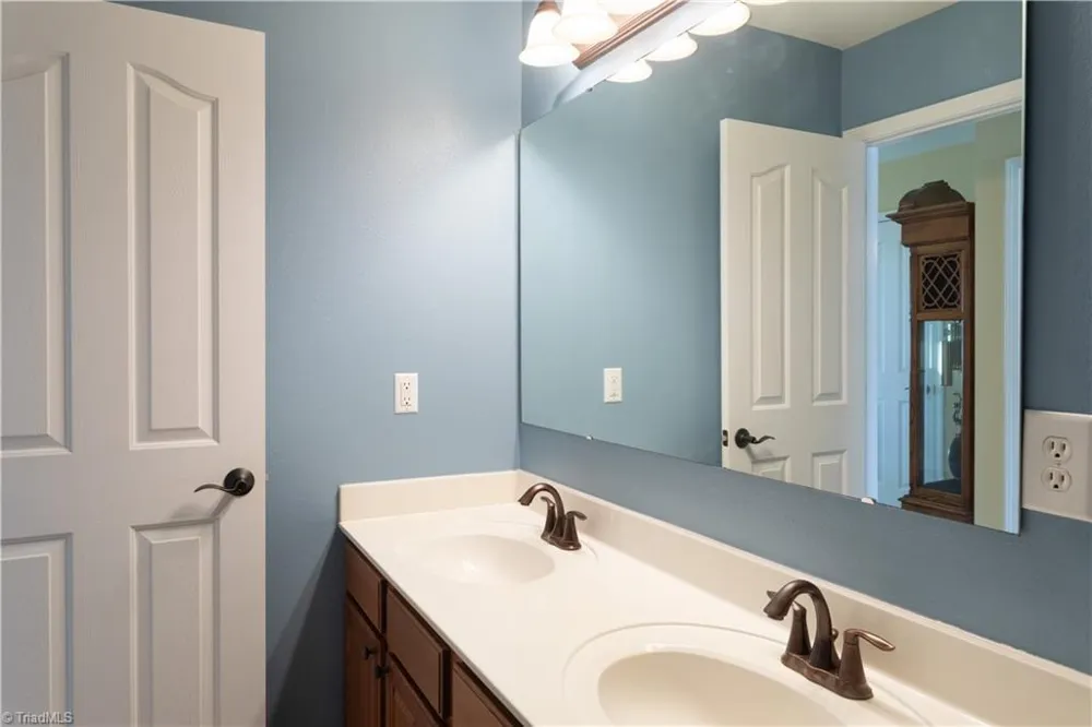 110 Crane Creek Way Lexington, NC 27295