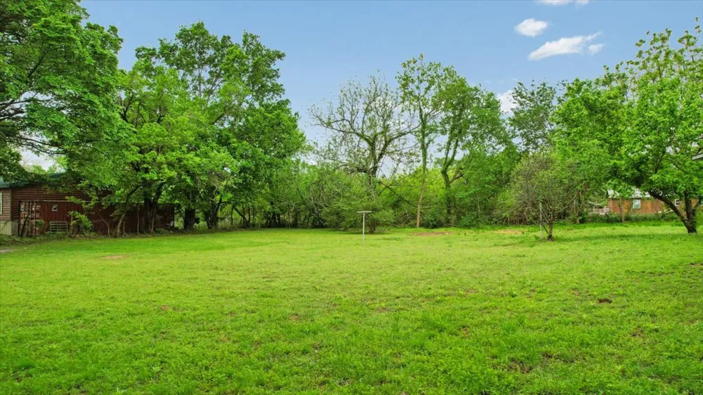 206 5th Street Milburn, OK 73450