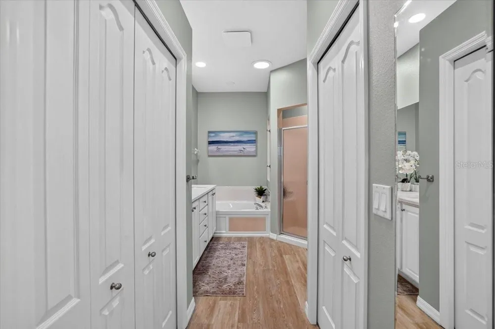 5037 WHISPERING OAKS DRIVE North Port, FL 34287