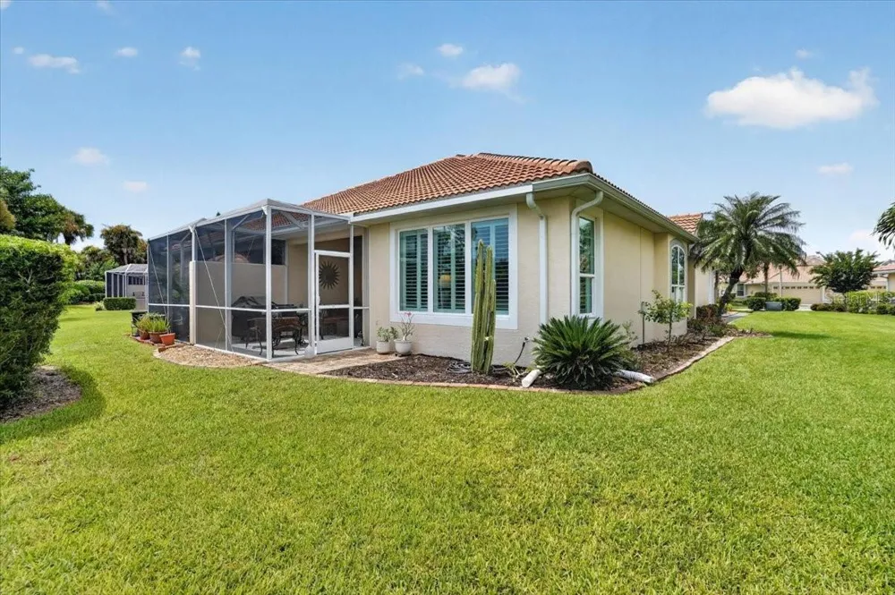 5037 WHISPERING OAKS DRIVE North Port, FL 34287