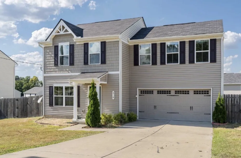 218 Nottingham Ln La Vergne, TN 37086