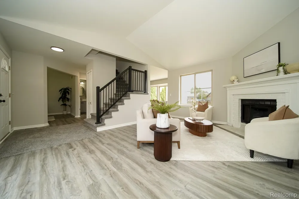 27271 Sparrow Court Chesterfield Township, MI 48051