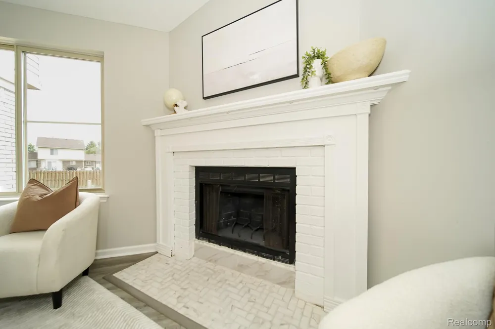 27271 Sparrow Court Chesterfield Township, MI 48051