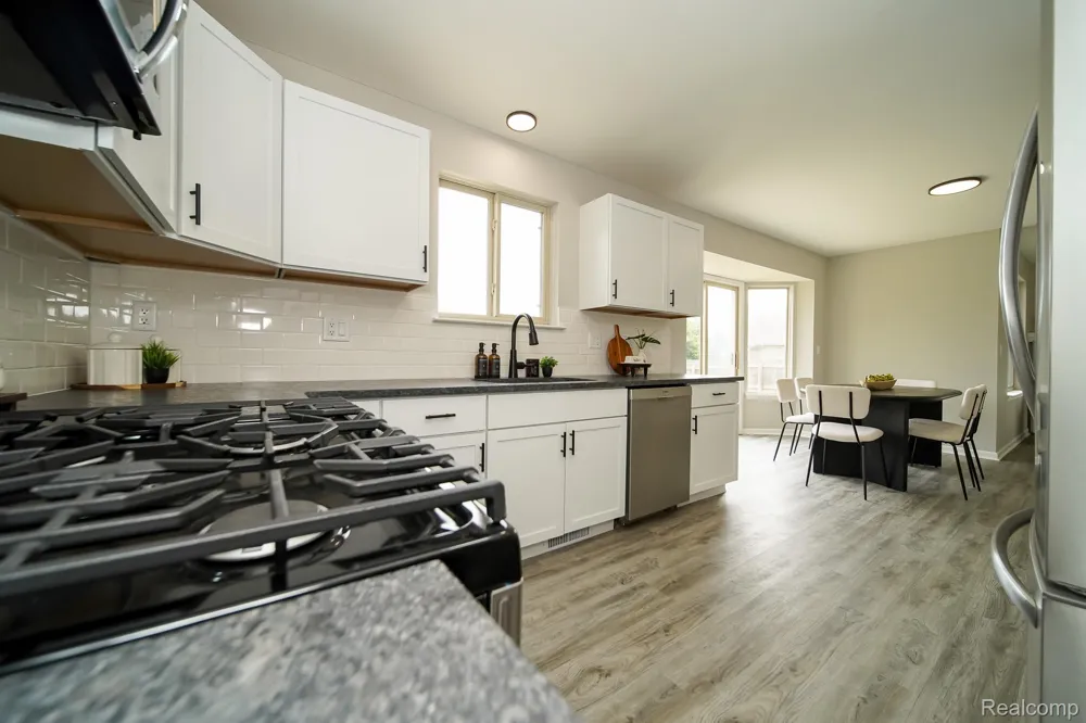 27271 Sparrow Court Chesterfield Township, MI 48051