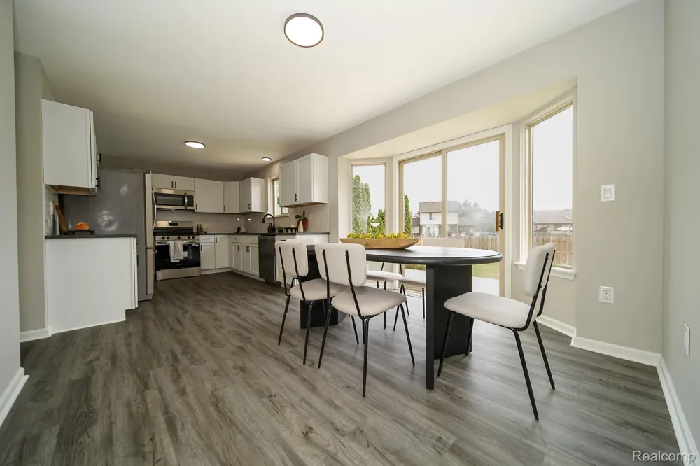 27271 Sparrow Court Chesterfield Township, MI 48051