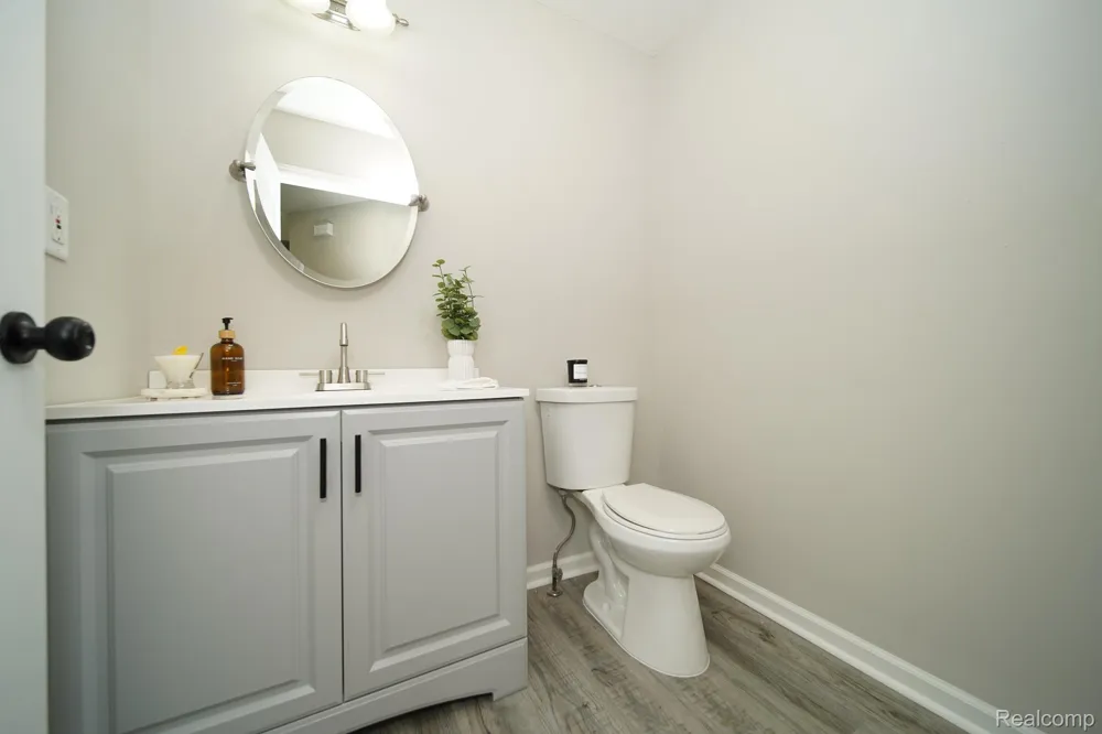 27271 Sparrow Court Chesterfield Township, MI 48051