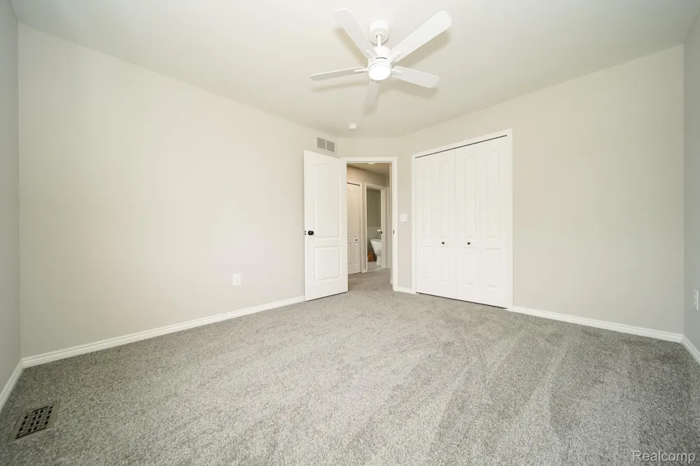 27271 Sparrow Court Chesterfield Township, MI 48051