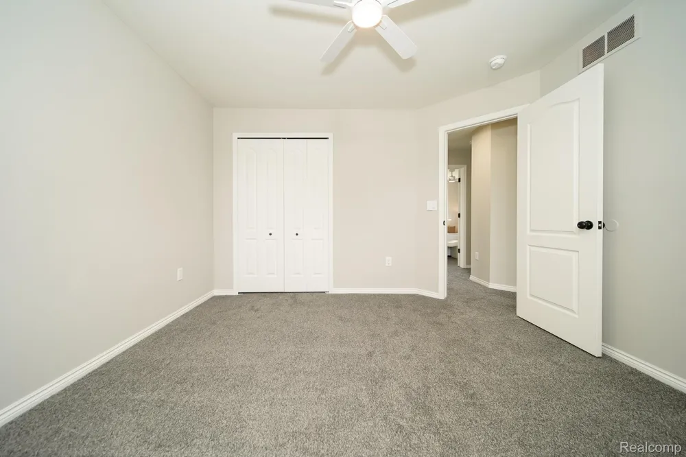 27271 Sparrow Court Chesterfield Township, MI 48051