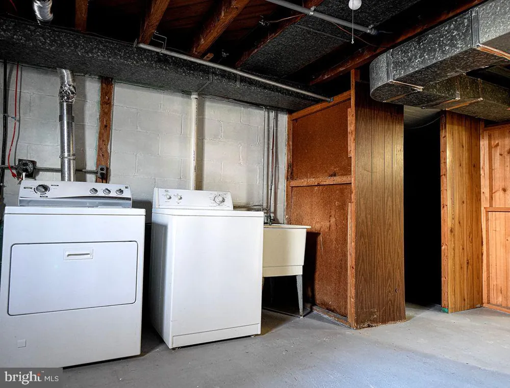 1626 MANOR ROAD Baltimore, MD 21222