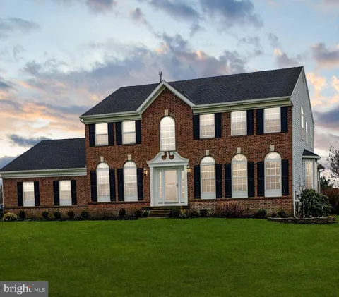 14 LIVINGSTON LANE