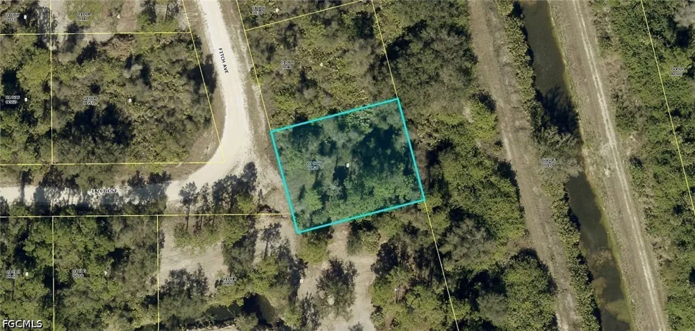 Fitch Avenue Alva, FL 33920