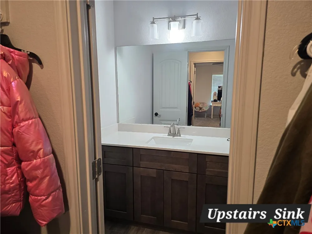 7606 Silver Drive Killeen, TX 76542