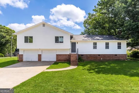 2250 Ridge Forest DR