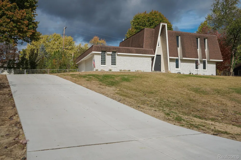 6578 Greene Haven Drive Independence Charter Township, MI 48348