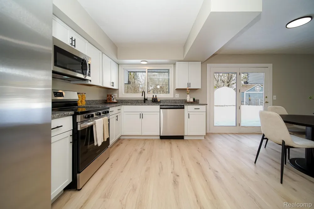 6578 Greene Haven Drive Independence Charter Township, MI 48348