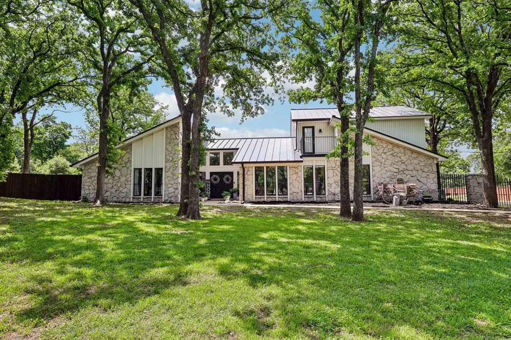 711 Bandit Trail Keller, TX 76248