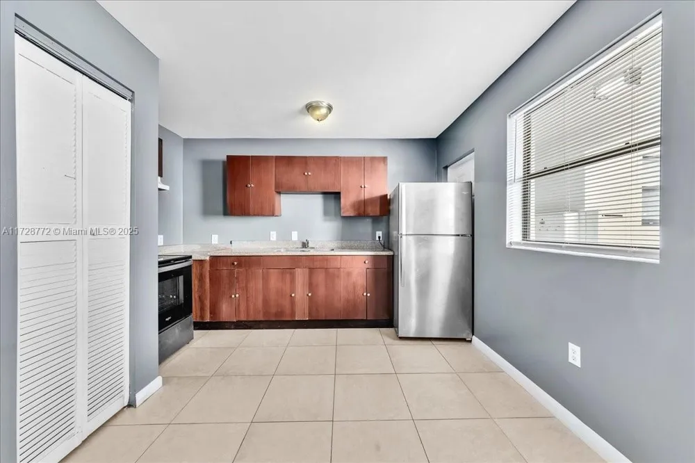 365 NW 8th St #211 Miami, FL 33136