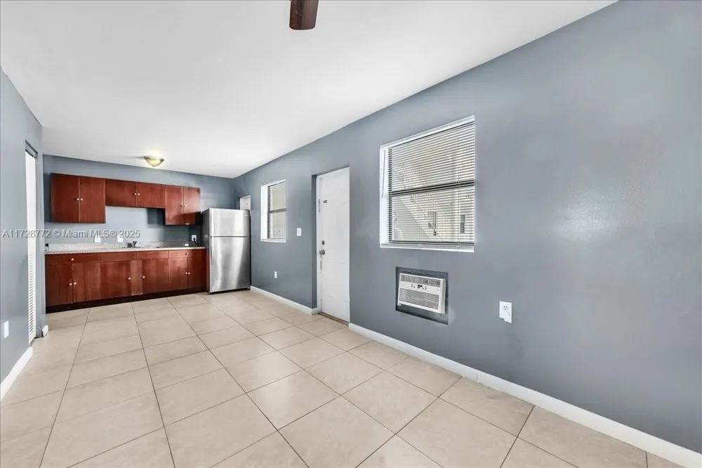 365 NW 8th St #211 Miami, FL 33136