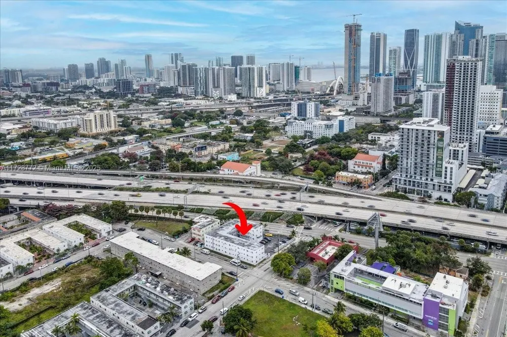 365 NW 8th St #211 Miami, FL 33136