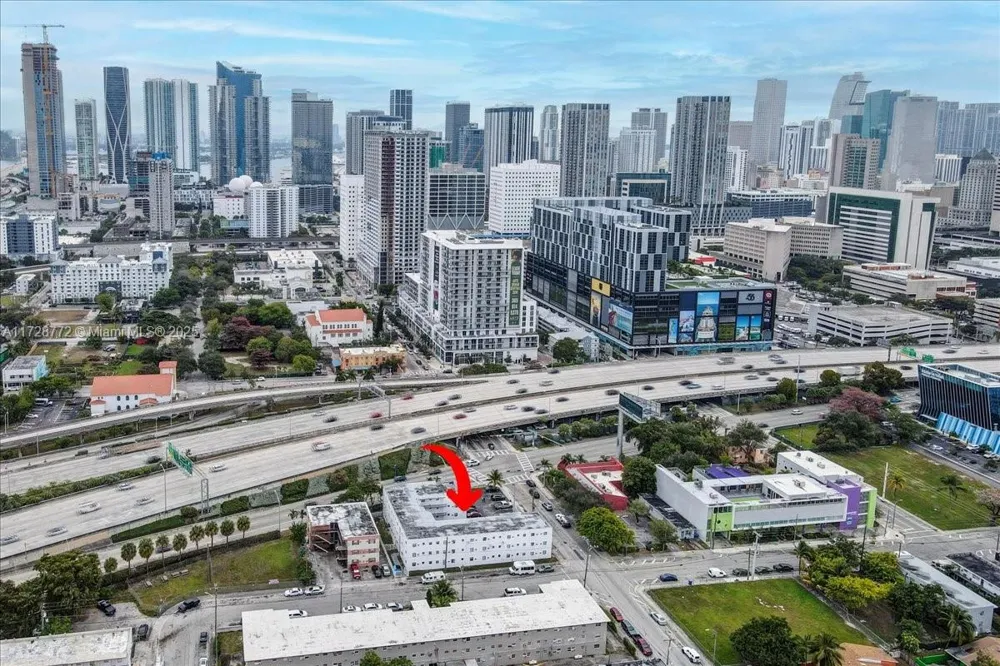 365 NW 8th St #211 Miami, FL 33136