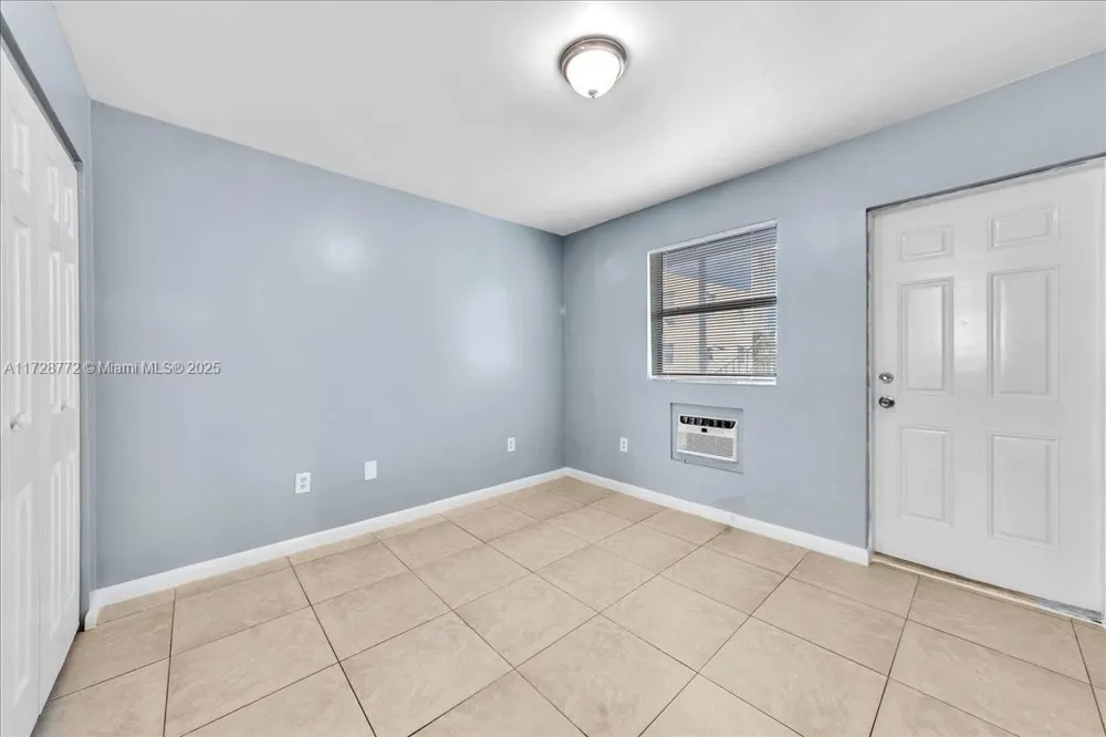 365 NW 8th St #211 Miami, FL 33136