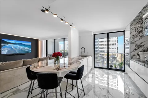 9 Island Ave #609