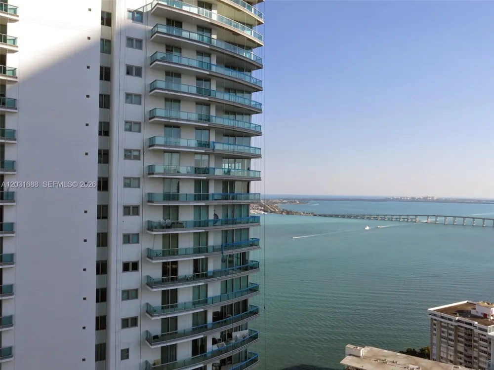 1300 Brickell Bay Dr #3506 Miami, FL 33131