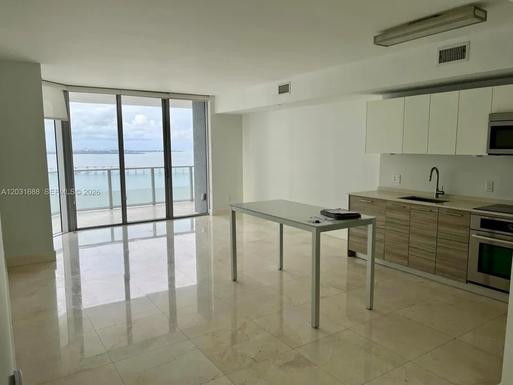 1300 Brickell Bay Dr #3506 Miami, FL 33131