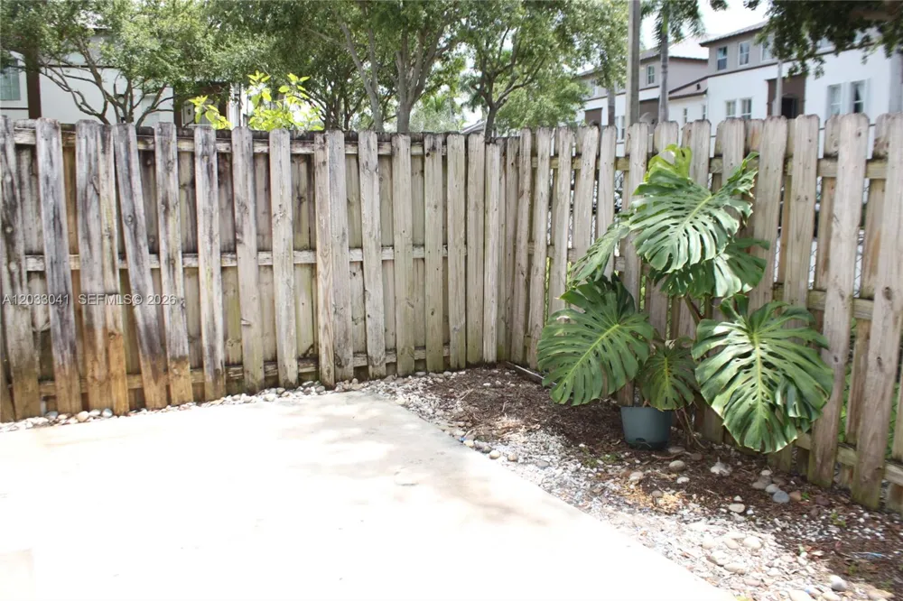 4284 SW 157th Ave #127 Miramar, FL 33027