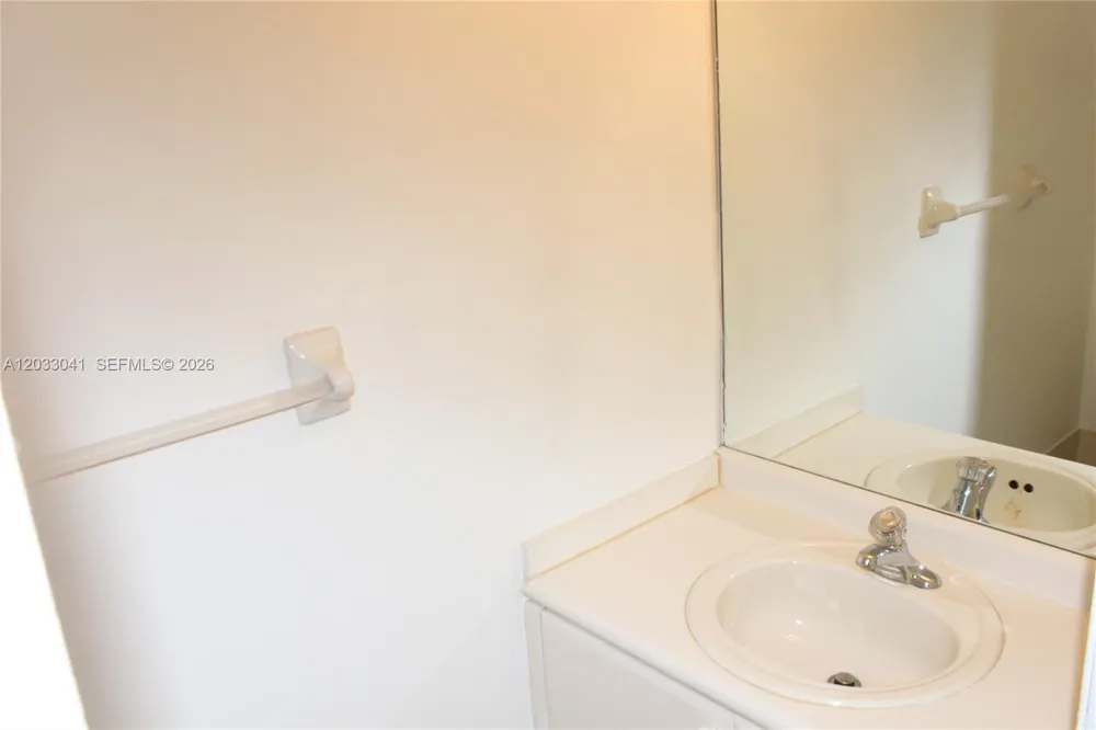 4284 SW 157th Ave #127 Miramar, FL 33027