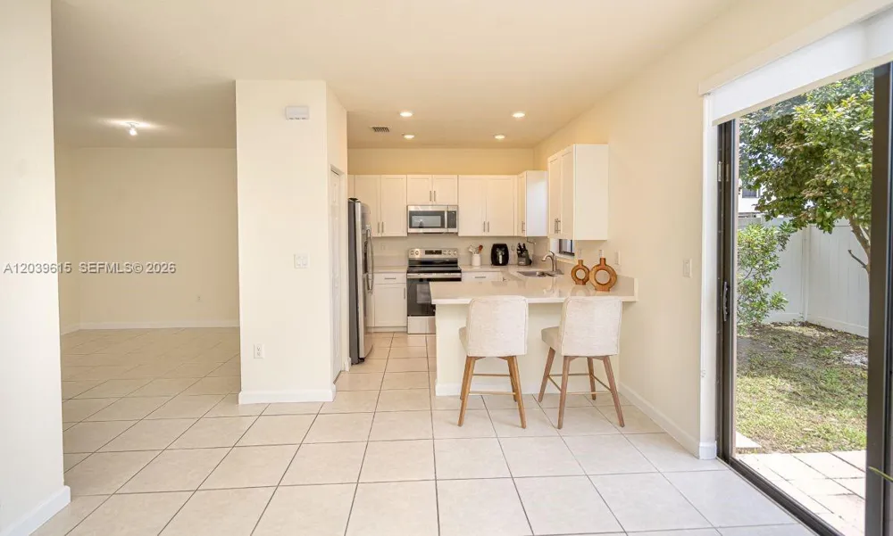 11064 W 33rd Way Hialeah, FL 33018