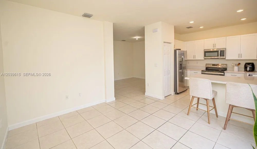 11064 W 33rd Way Hialeah, FL 33018