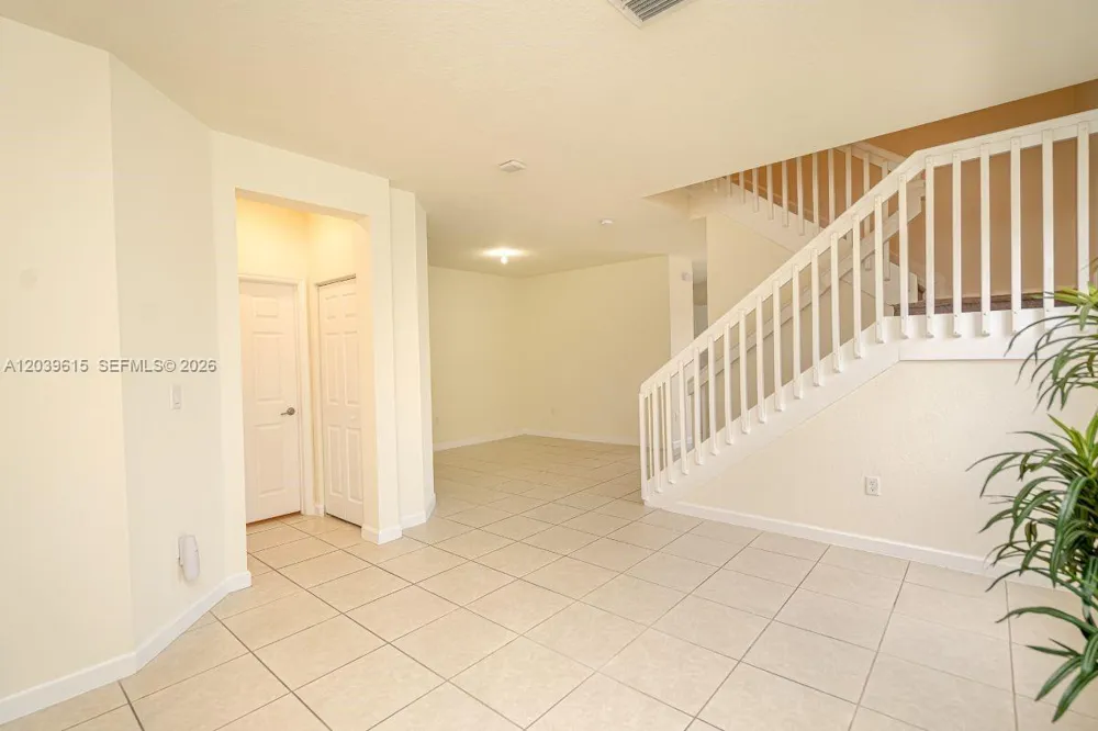 11064 W 33rd Way Hialeah, FL 33018