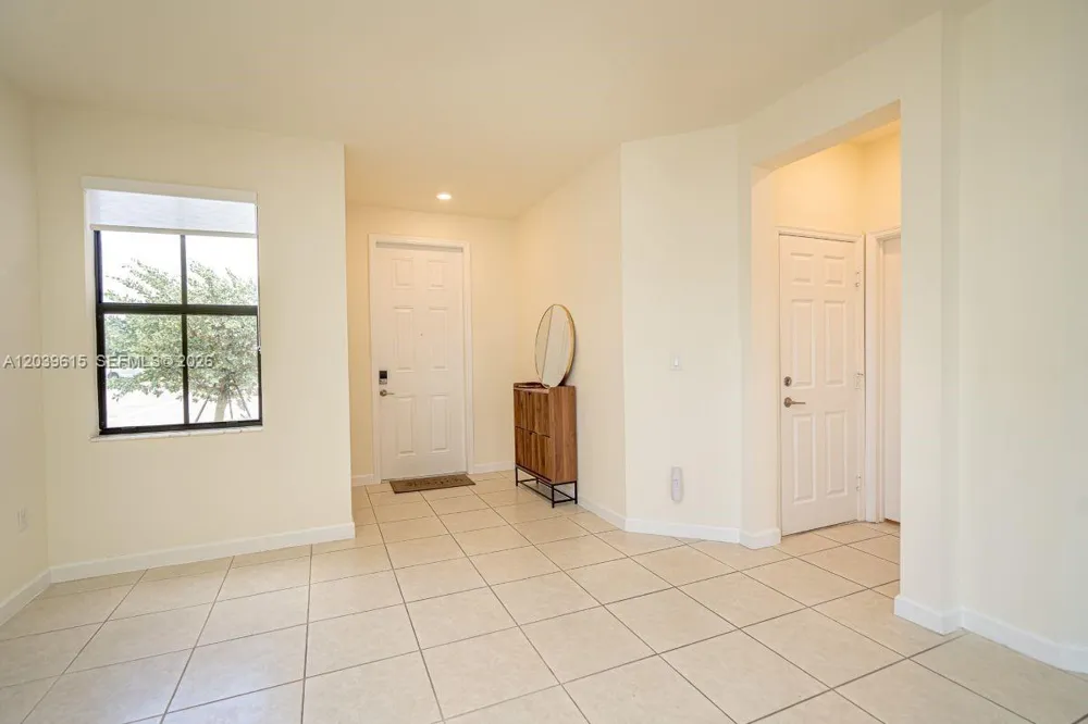 11064 W 33rd Way Hialeah, FL 33018