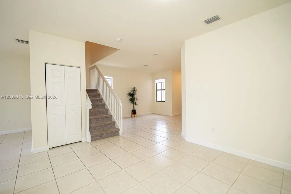 11064 W 33rd Way Hialeah, FL 33018