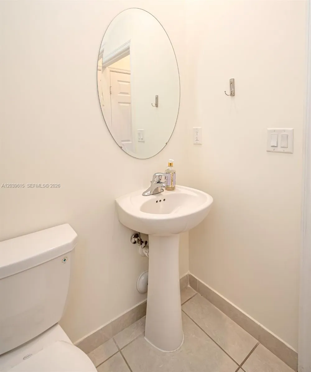 11064 W 33rd Way Hialeah, FL 33018