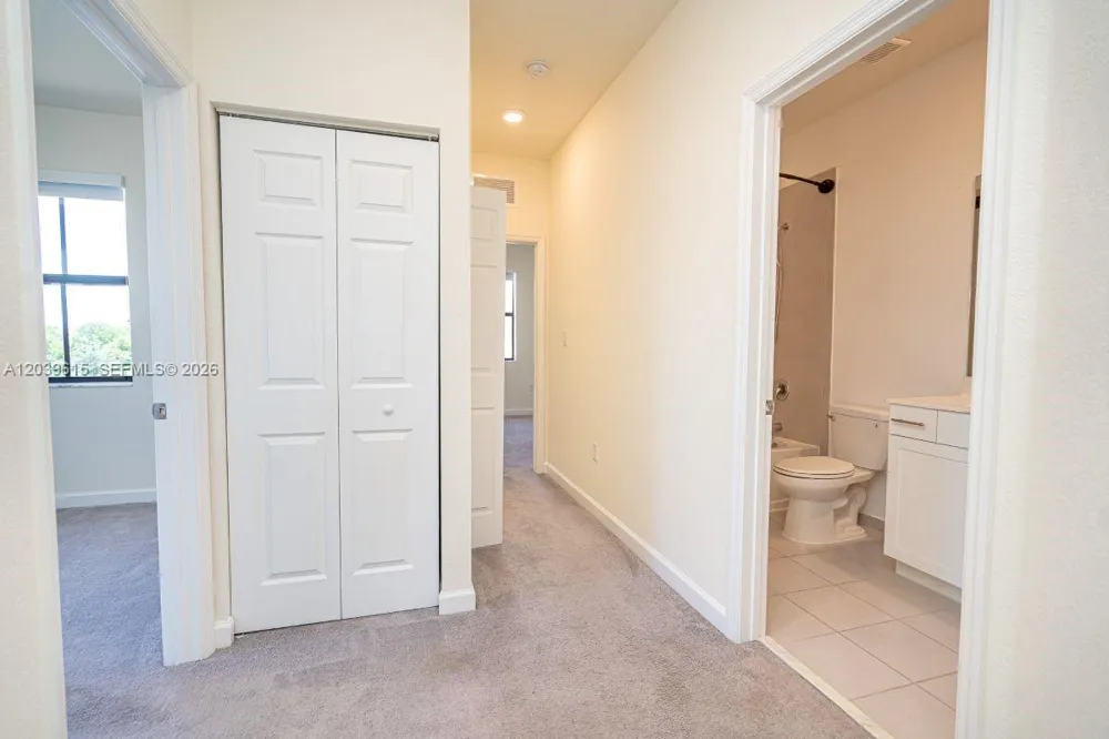 11064 W 33rd Way Hialeah, FL 33018