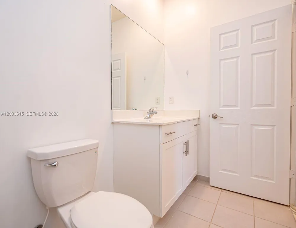 11064 W 33rd Way Hialeah, FL 33018