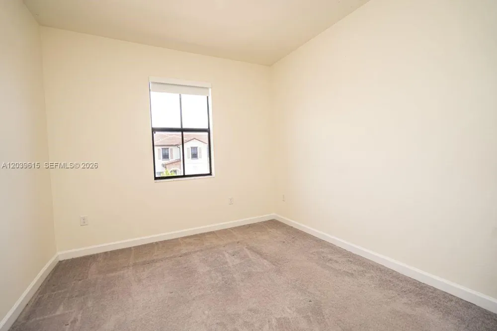 11064 W 33rd Way Hialeah, FL 33018
