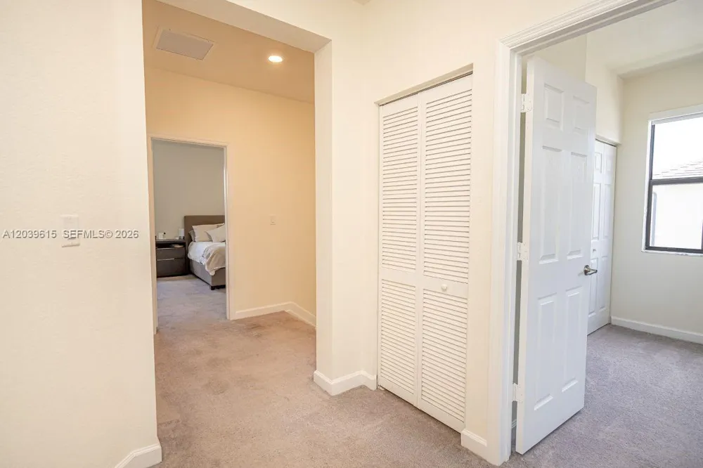 11064 W 33rd Way Hialeah, FL 33018