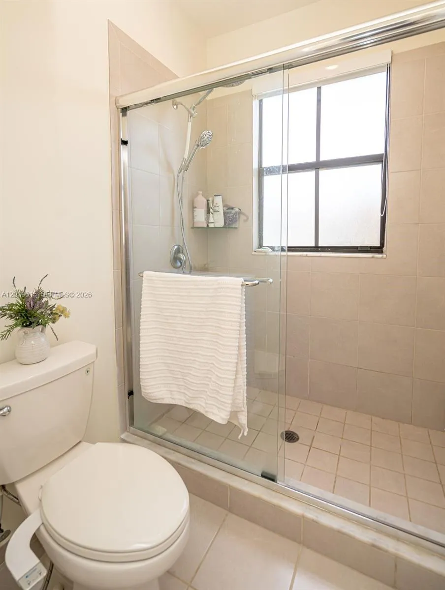11064 W 33rd Way Hialeah, FL 33018