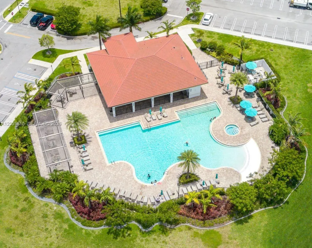 11064 W 33rd Way Hialeah, FL 33018