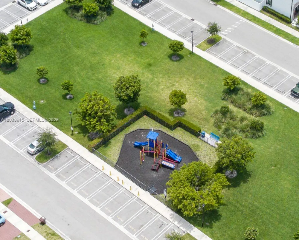 11064 W 33rd Way Hialeah, FL 33018