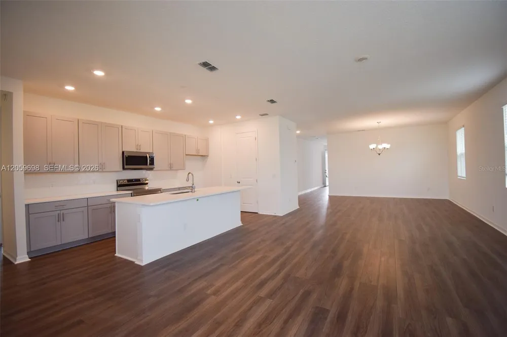 2370 LANCASHIRE ST Davenport, FL 33896