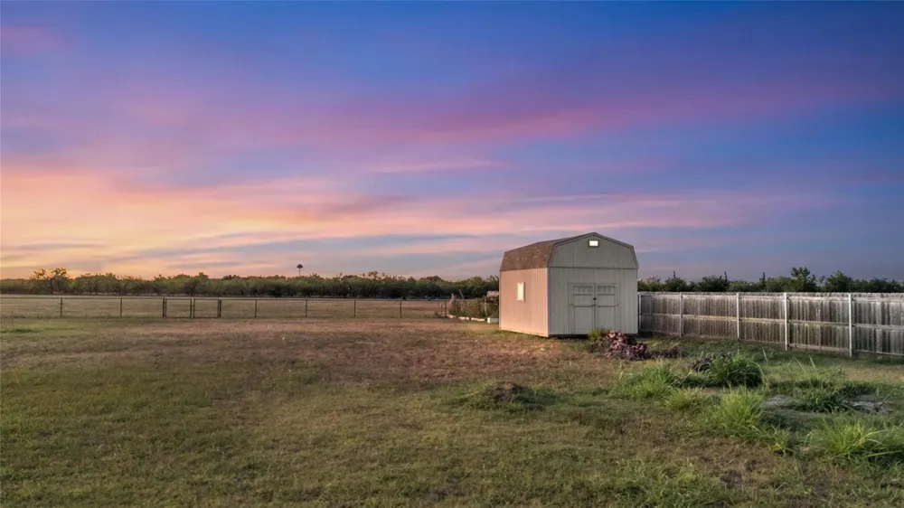 1991 Jackson Lane China Spring, TX 76633
