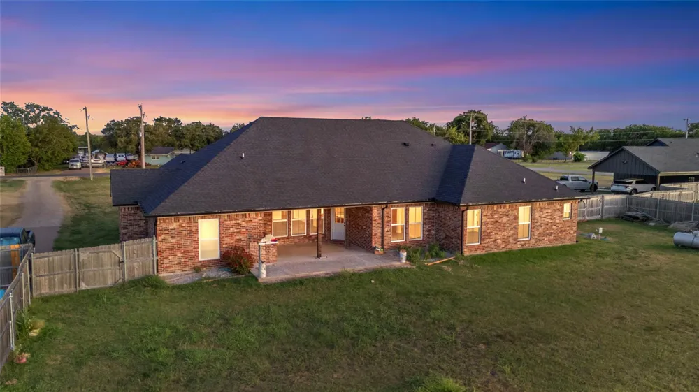1991 Jackson Lane China Spring, TX 76633