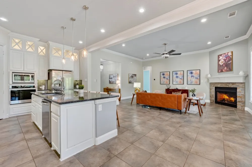 6451 Still Waters Court Midlothian, TX 76065