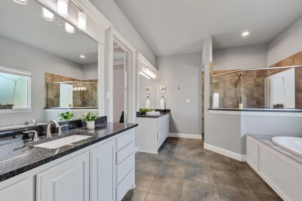 6451 Still Waters Court Midlothian, TX 76065