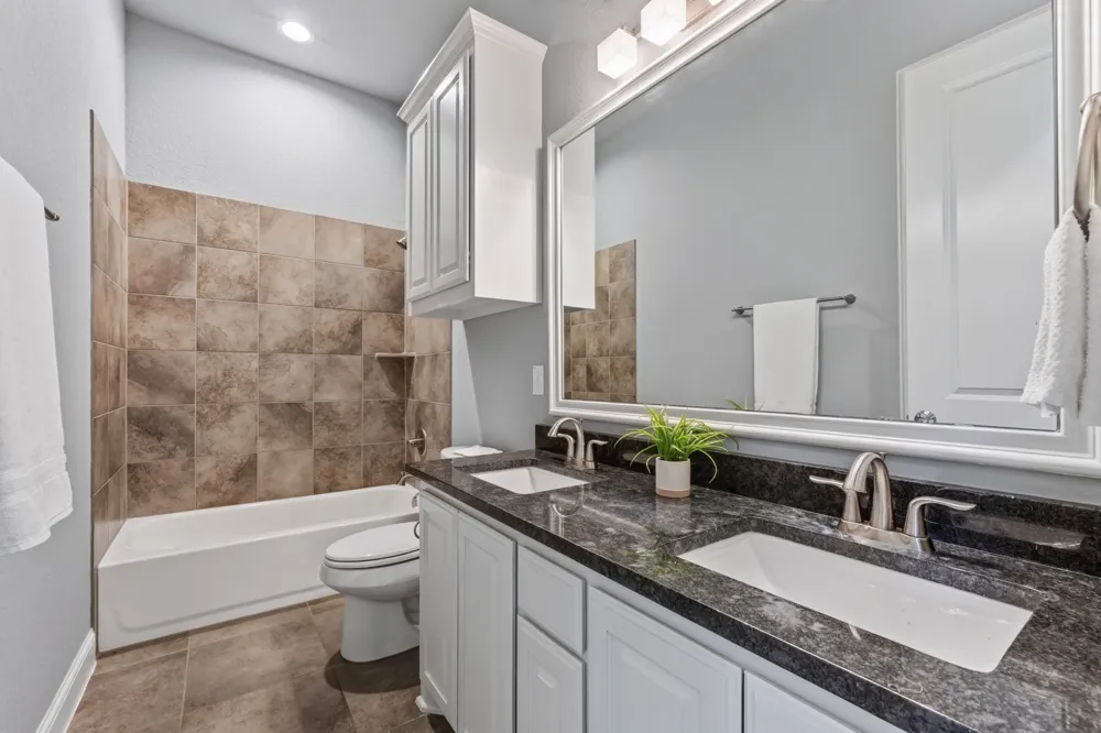 6451 Still Waters Court Midlothian, TX 76065