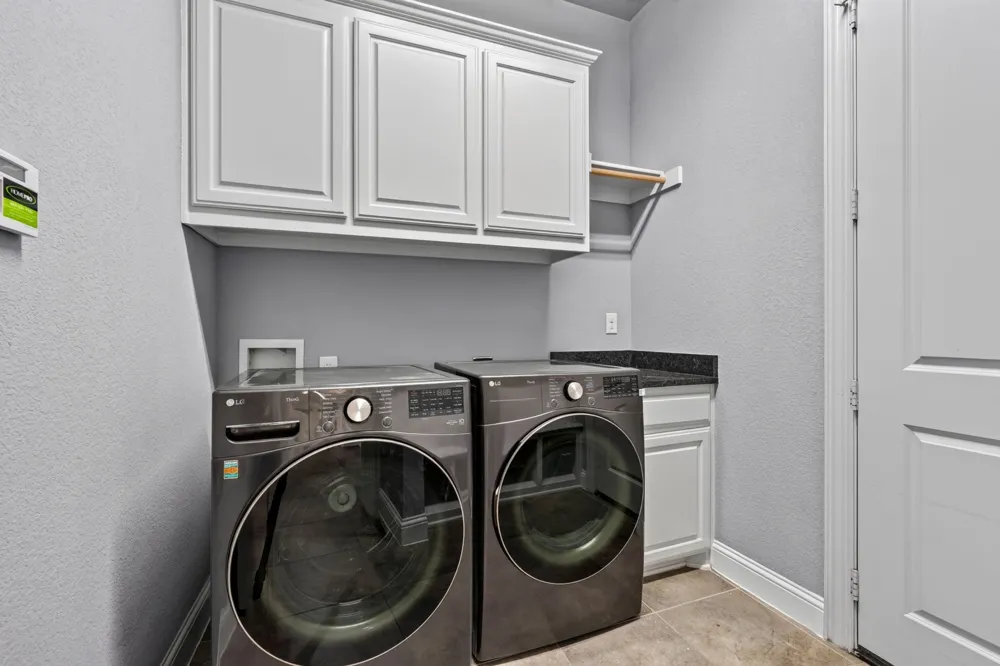 6451 Still Waters Court Midlothian, TX 76065